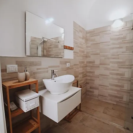 Sami Twin Apartment *