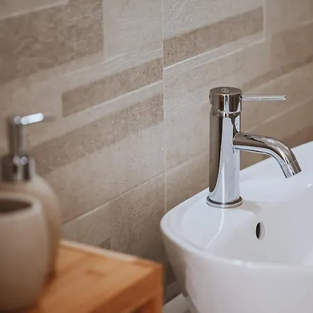 Sami Twin Apartment *